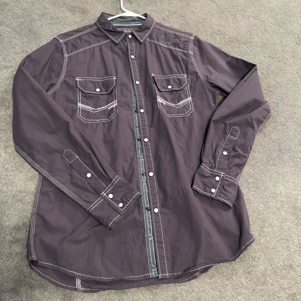 Men’s BKE tailored fit Medium button down shirt